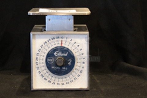 Edlund SR-2 Premier Series 32 oz. Mechanical Portion Scale with 6" x 6 3/4" Platform, 32 oz. x 0.25 oz.
6-1/2x6-1/4x8-1/2