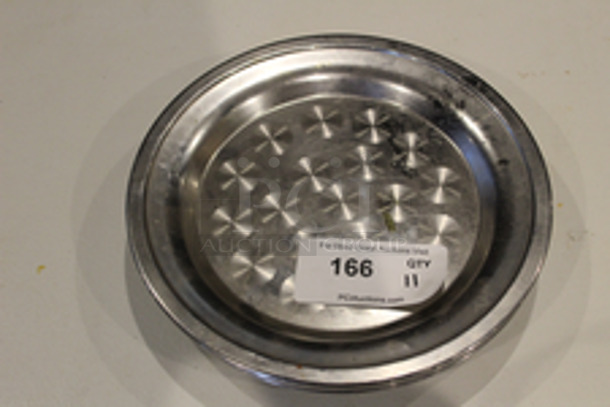 SWEET! 11-1/2” Round Platter, Stainless Steel.
10x Your Bid
 - Image 2 of 3