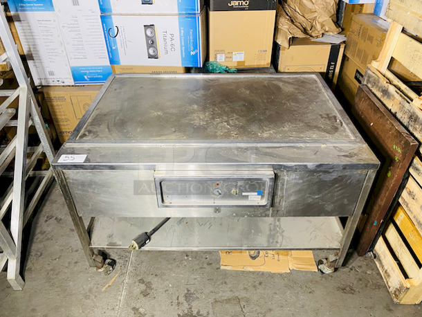 NEW, NEVER USED! Wells Built-In JG246UL Teppanyaki Style Griddle, On Cart With HD Commercial Casters, 208/240 Volt
49 3/16 x 29 11/16x32 
208v 600 Watts Amps Per Line 3 Phase 14.4Amp,14.4Amp, 25.0Amp – Amps Single Phase 28.9

240v 800 Watts – Amps Per Line 3 Phase: 16.7Amp, 16.7Amp, 28.9Amp – Amps Single Phase 33.3 
 - Image 3 of 4