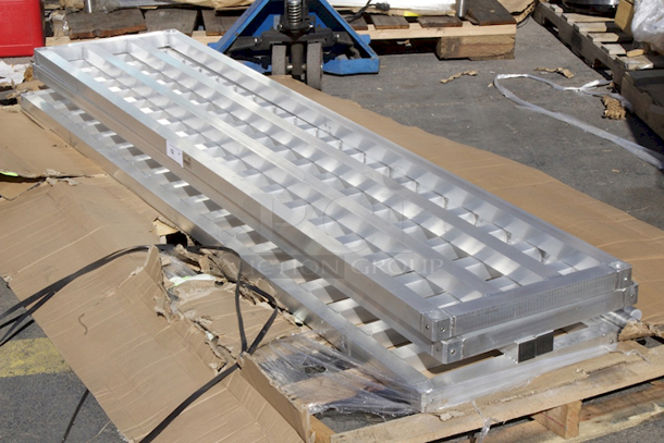 BRAND NEW SCRATCH AND DENT! Advance Tabco KR-93 Keg Rack - 93" - Image 3 of 7