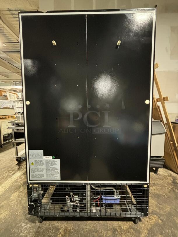 Brand new Dukers DSM-33R Commercial Glass Swing 2-Door Merchandiser Refrigerator - Image 2 of 4