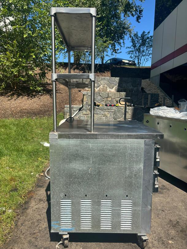 Intertek Leader 2 Door Commercial Refrigeration With Shelves  - Image 2 of 11