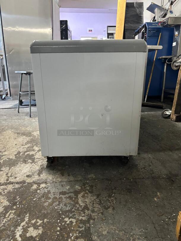 Excellence HL-14HC Low Temp Ice Cream Chest Freezer, 51-3/4"W, 13.8 cu. ft. capacity, self-contained
 - Image 5 of 5