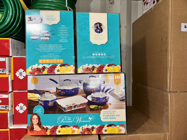 The Pioneer Women 10 Piece Ceramic
Nonstick Aluminum Cookware Set with Baker. 3x Your Bid - Image 4 of 5