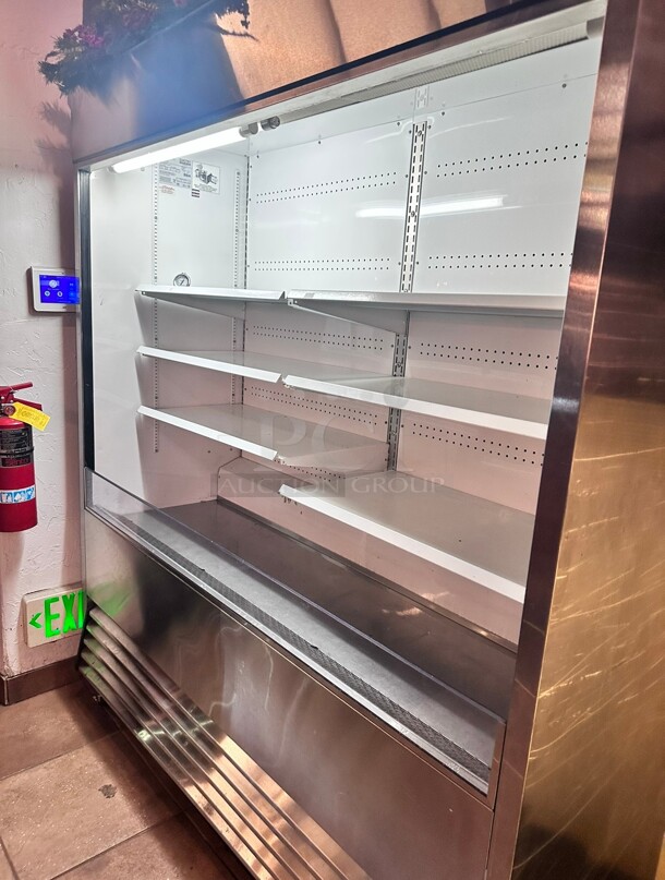 Working True TAC-72 - Vertical Air Curtain Display Merchandiser, 66 Cu. Ft., Stainless Steel 220 Volt 1 Phase - Image 5 of 9