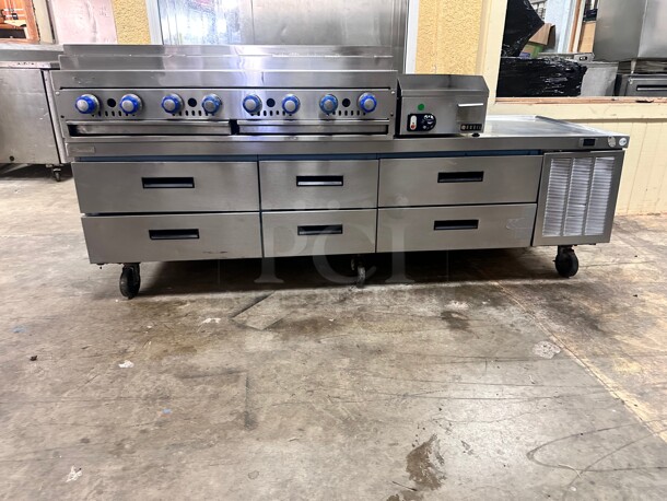 Late Model Used Delfield F2987CP 87" Six Drawer Refrigerated Chef Base 115 Volt Working - Image 4 of 6