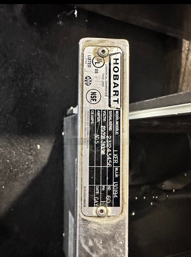 Working Hobart LXER High Temp Rack Undercounter Dishwasher - (30) Racks/hr, 208-240v/1ph - Image 7 of 7