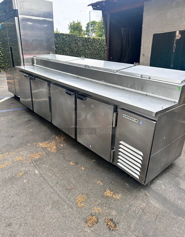 Working Beverage Air DP119HC 119 inch Pizza Prep Table w/ Refrigerated Base, 115v - Image 3 of 9