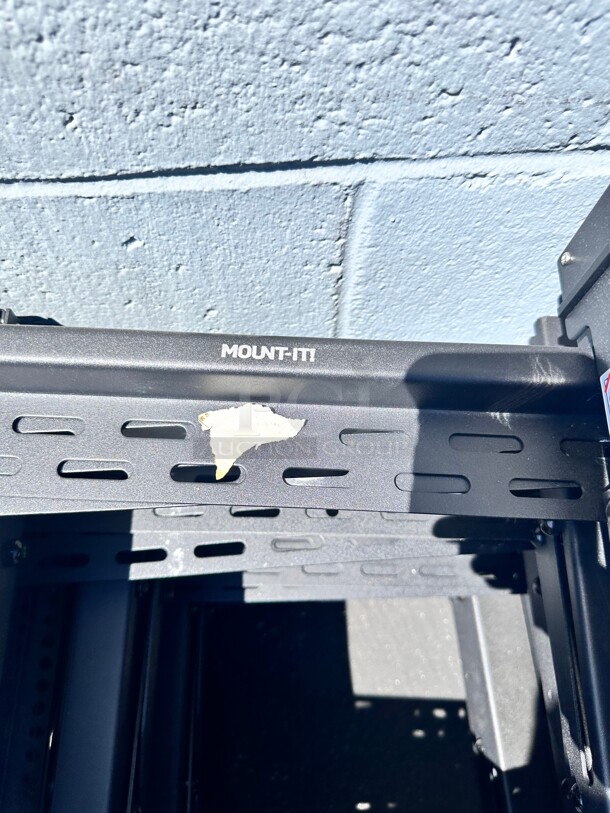 Commercial Heavy Duty TV Bracket - Image 5 of 5