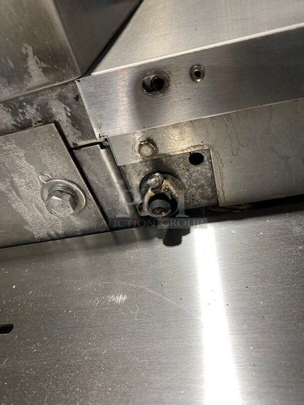WOW! Middleby Marshall Triple Deck Stainless Steel Commercial Natural Gas Powered Conveyor Pizza Oven on Commercial Casters! 3x Your Bid MODEL PS555 SN:29731660 208-240 V 1PH - Image 12 of 12