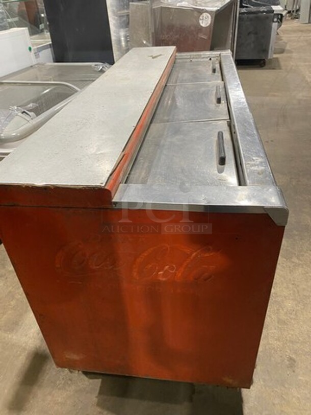 Dixie Narco Commercial Electric Powered Beverage Cooler! Stainless Steel! Model: CFT33C SN: 843294 115V - Image 4 of 8