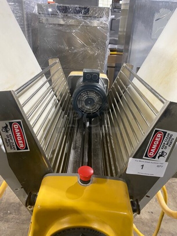 WOW! Rondo Seewer Commercial Floor Style Reversible Dough Sheeter! Stainless Steel Body! WORKING WHEN REMOVED! Model: SSO67 SN: 66A361031 220V 60HZ 3 Phase - Image 5 of 8