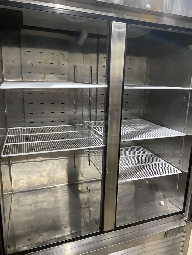  LATE MODEL! 2021 Bison All Stainless Stell Commercial  Double Door Reach In Cooler! On Commercial Casters! Working When Removed! MODEL: BRR-46 SN: BRR-4600321052900K8008 1PH! - Image 5 of 8