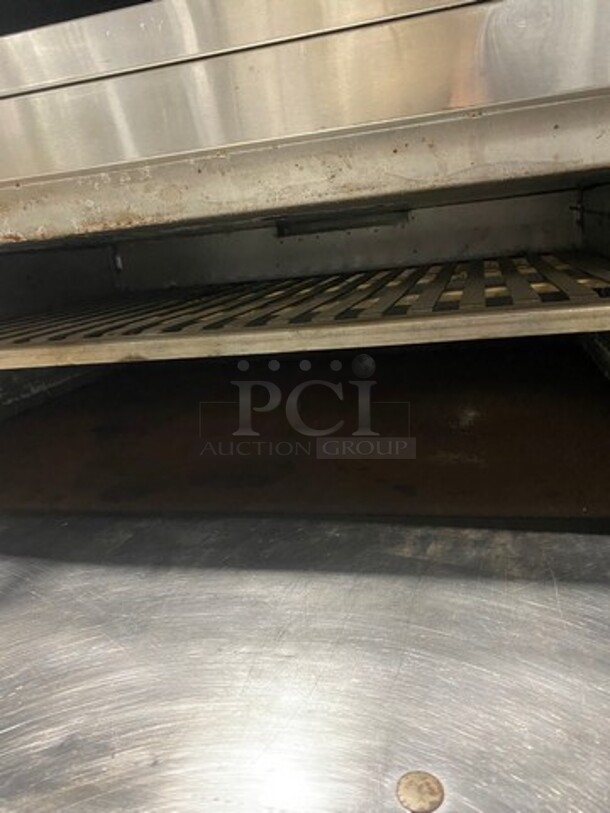 Hobart Commercial Natural Gas Powered Double Deck Pizza/ Baking Oven! All Stainless Steel! 2x Your Bid Makes One Unit! Model: HGS030T SN: 541003229 - Image 6 of 12