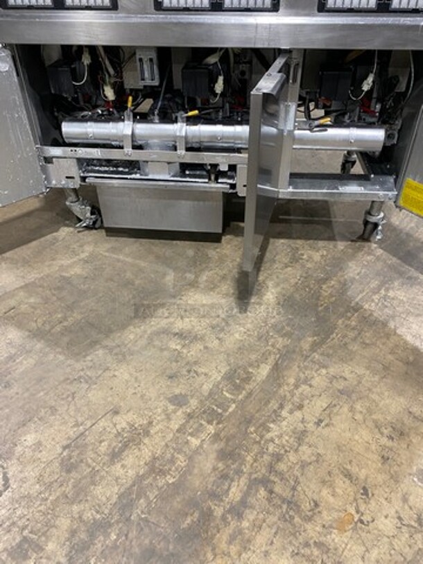 Frymaster Commercial LP Powered 3 Bay Deep Fat Fryer! With Metal Frying Baskets! All Stainless Steel! On Casters! Model: FPPH355CSD SN: 1202IE0089 - Image 7 of 12