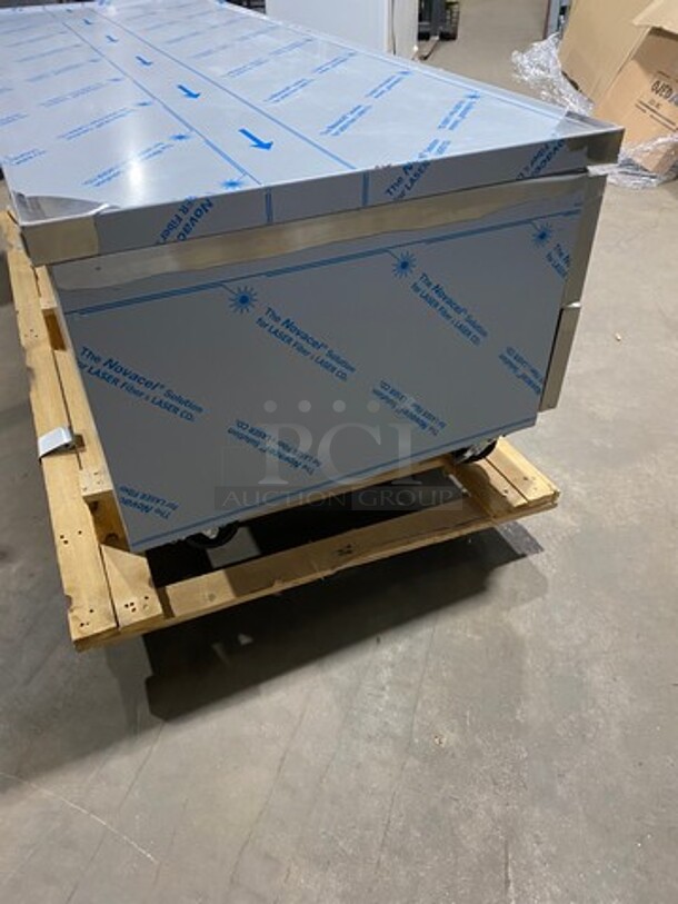 SWEET! NEW! SCRATCH-N-DENT! LATE MODEL! 2019 Asber Commercial Refrigerated 4 Drawer Chef Base! All Stainless Steel! On Casters! Model: ACBR84 SN: 8101864143 115V 60HZ 1 Phase - Image 4 of 9