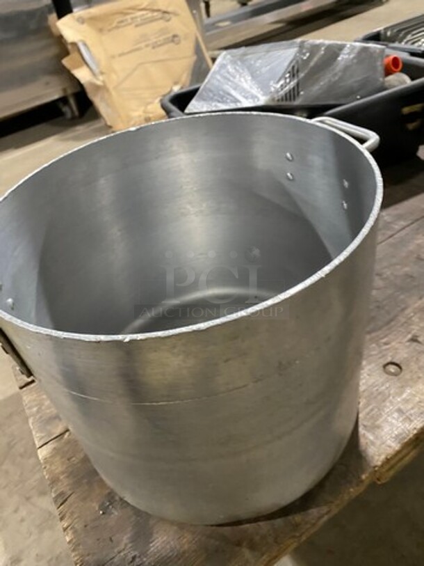Metal Stock Pot! With Side Handles! With Lid! - Image 3 of 4