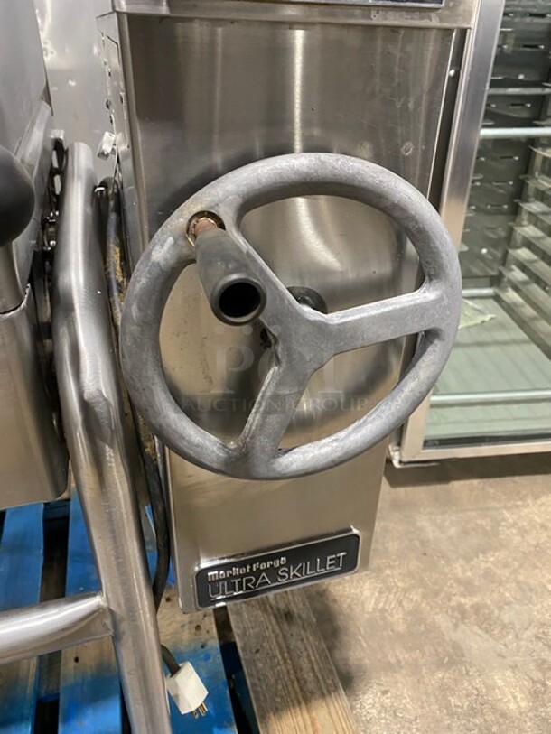 NICE! Market Forge Commercial Natural Gas Powered Tilted Braising Pan/Ultra Tilt Skillet! All Stainless Steel! On Legs! 115V 1 Phase! Model: 1100-2! - Image 7 of 8