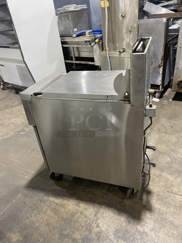 Frymaster Commercial Natural Gas Powered Pasta Cooker/Rethermalizer! With Backsplash! All Stainless Steel! MODEL: FBCR18CSE SN:1208HR0002! 110-120V 1PH! On Casters! - Image 4 of 10