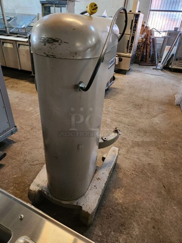 WOW! Hobart Commercial Floor Style 60 Qt Mixer! With Stainless Steel Mixing Bowl! WORKING WHEN REMOVED! Front Hub Never Used! Model: H600T 208/230V 3 Phase! - Image 3 of 9
