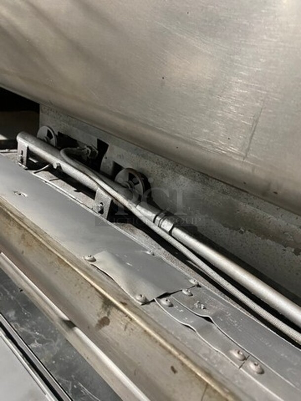 Blodgett Commercial Natural Gas Powered Double Deck Baking/ Pizza Oven! All Stainless Steel! On Legs! 2x Your Bid Makes One Unit! - Image 8 of 12