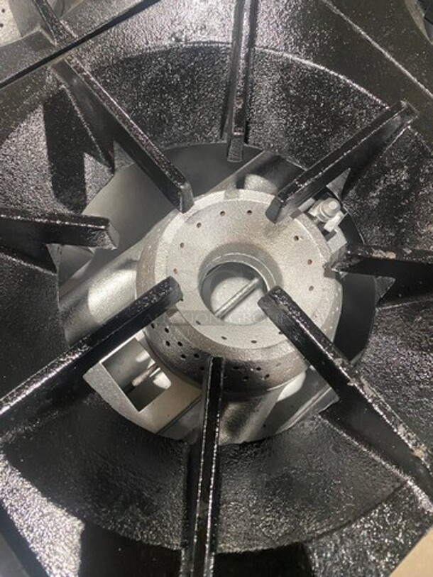 Commercial Natural Gas Powered 4 Burner Stove! With Raised Back Splash! With Oven Underneath! Stainless Steel Body! On Casters! - Image 7 of 11