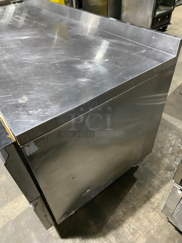 Silver King Commercial 5 Drawer Lowboy/Worktop Freezer! With 5 Drawer Storage Space! With Back Splash! All Stainless Steel! On Casters! Model: SKF72D SN: SBCH138491B 115V 60HZ  - Image 2 of 8