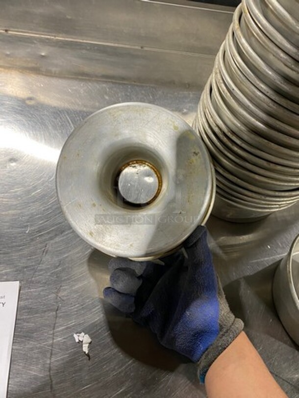 Stainless Steel Cake Pan Molds! 25x Your Bid! - Image 6 of 6