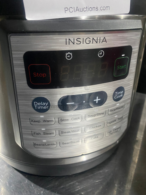 Insignia Countertop Multi-Function Pressure Cooker! Holds Up To 8 Quarts! Model: NSMC80SS9 120V 60HZ - Image 5 of 8