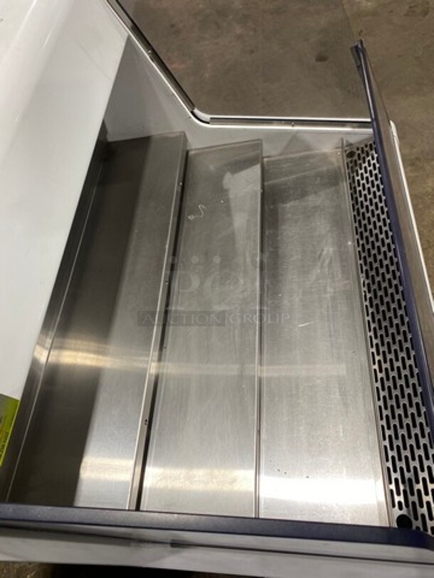 NICE! True Commercial Refrigerated Open Grab-N-Go Case Merchandiser! With Clear Poly Font And Sides! Stainless Steel Body! Model: THAC36 SN: 8789096 115V 60HZ 1 Phase - Image 5 of 7