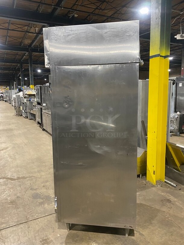 Victory Commercial Single Door Reach In Freezer! All Stainless Steel! Model: FS1DS7EW SN: M0521533! 115V 1 Phase! On Legs! - Image 3 of 9