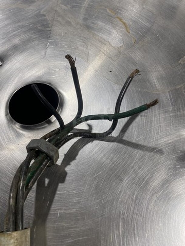 Market Forge All Stainless Steel Electric Powered Tilted Braising Pan/Skillet! Serial 209041! 208V! On Legs!  - Image 10 of 10