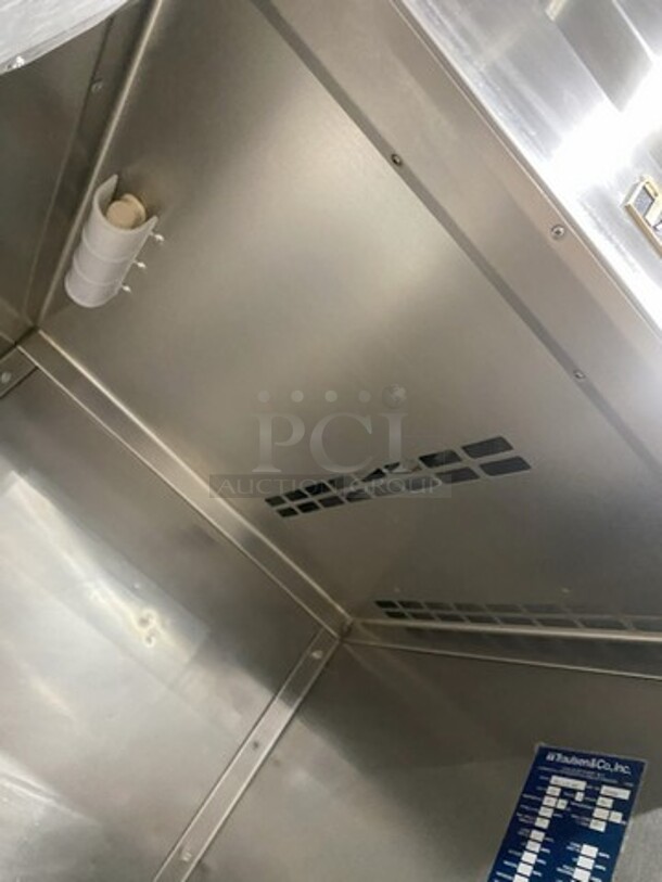 Traulsen One Door Stainless Steel Reach In Cooler! Model RLT132WUT Serial 150858! 115V 1 Phase!  - Image 4 of 10