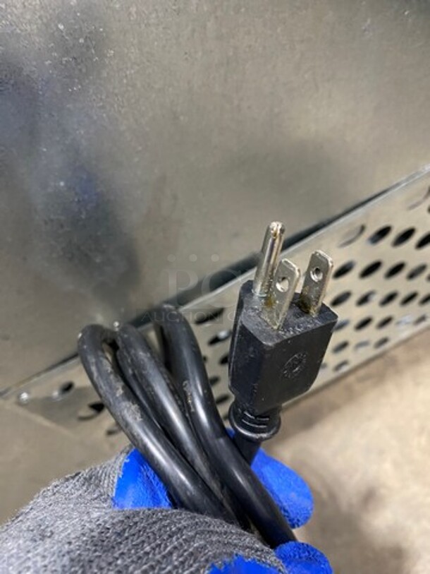 LATE MODEL! 2018 Leader Commercial Refrigerated Marble Top Pizza Prep Table! With 2 Door Underneath Storage Space! All Stainless Steel! On Casters! Model: PT48 SN: AB02M2705A 115V 60HZ 1 Phase - Image 10 of 10