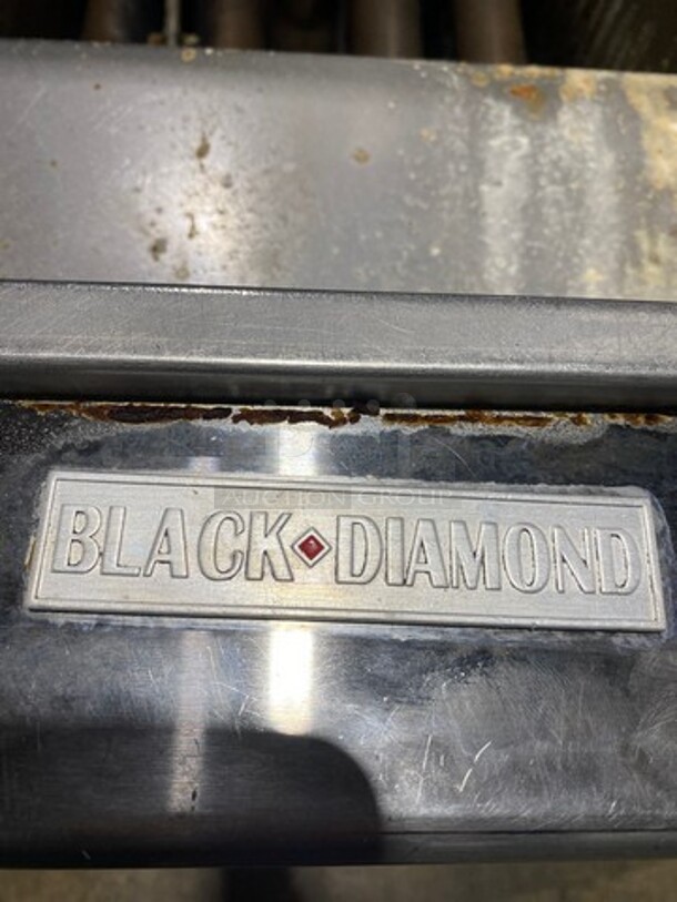 Black Diamond Commercial Natural Gas Powered Deep Fat Fryer! All Stainless Steel! On Legs! - Image 7 of 8