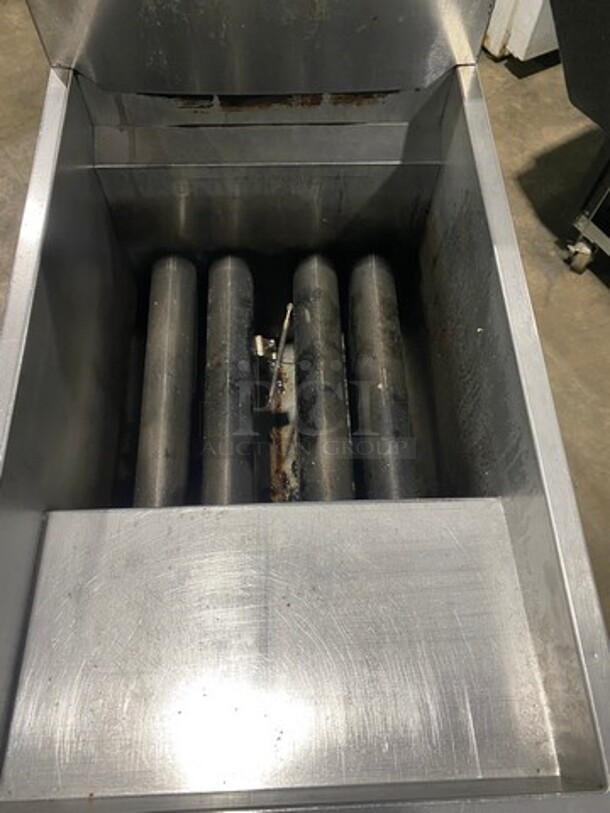 Atosa Commercial Gas Powered Deep Fat Fryer! All Stainless Steel! On Legs! - Image 5 of 8