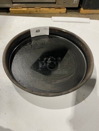 15" Round Deep-Dish Pan!