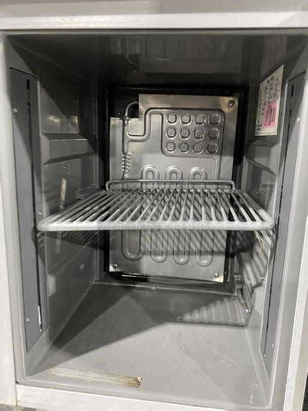 Baby Cooler Counter Top Cooler! Model RBIBC2 Serial 09080352! 115V 1 Phase!  - Image 5 of 7