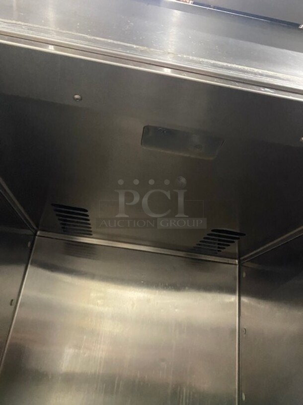 Victory Commercial Single Door Reach In Freezer! All Stainless Steel! Model: FS1DS7EW 115V 1 Phase! On Legs! 115V 1PH - Image 6 of 9