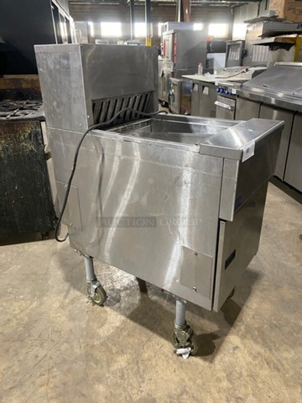 Pitco Commercial Electric Powered Crisp-N-Hold/Fry Warmer Dumping Station! With Backsplash! All Stainless Steel! On Legs! Model: PCF18 SN: E19KD070535 120V60HZ 1 Phase - Image 2 of 10