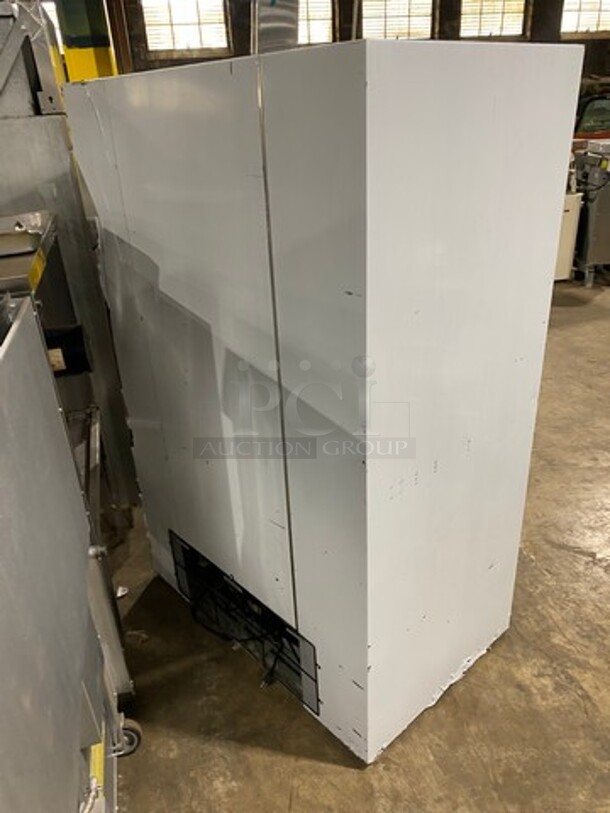 COOLTECH  Stainless Steel Commercial 2 Door Reach In Cooler Merchandiser! MODEL CTR-48SG Serial L101519 - Image 4 of 8