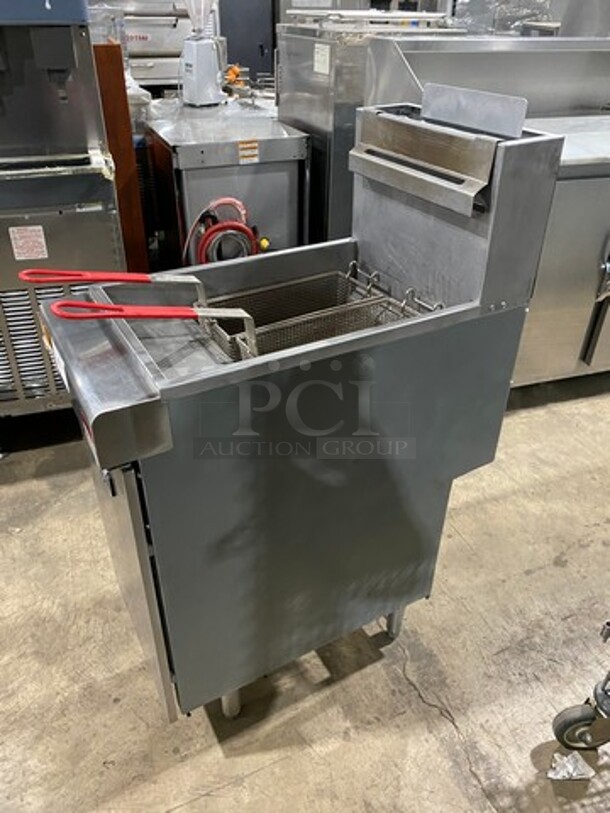 Apexra Commercial Natural Gas Powered Deep Fat Fryer! With 2 Metal Frying Baskets! All Stainless Steel! On Legs! - Image 2 of 8