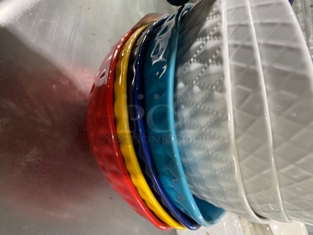 NICE! Assorted Ceramic Bowls!
7 X Your Bid! - Image 3 of 6