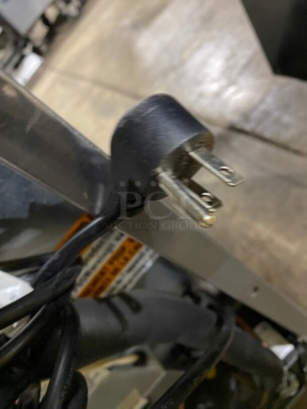 Delfield Commercial Single Door Lowboy/Worktop Cooler! All Stainless Steel! Model: 406STAR2 115V 60HZ 1 Phase - Image 7 of 7