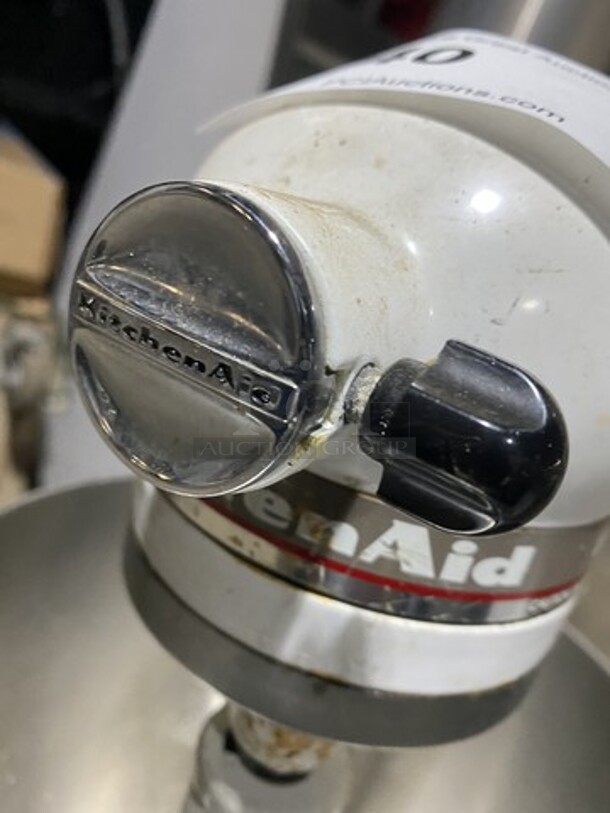 Kitchen Aid Counter Top Planetary Mixer! Model KSM90! With Bowl & Paddle! 115V 1 Phase!  - Image 5 of 8
