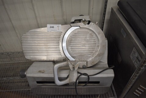German Knife GS-72M Stainless Steel Commercial Countertop Meat Slicer w/ Blade Sharpener. 115 Volts, 1 Phase. 27x21x20. Tested and Working!