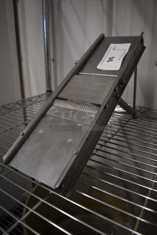 Metal Countertop Mandolin Slicer. 16x5.5x9