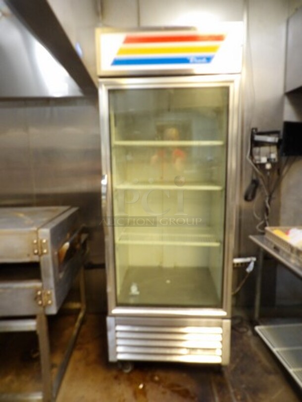 True Single (Glass) Door, Stainless, Upright, Reach-In Cooler. TESTED AND WORKING 

Model GDM-26-HC~TSL01. 

7'5"(H)x2'5.5"(W)x2'5"(D) - Image 3 of 6