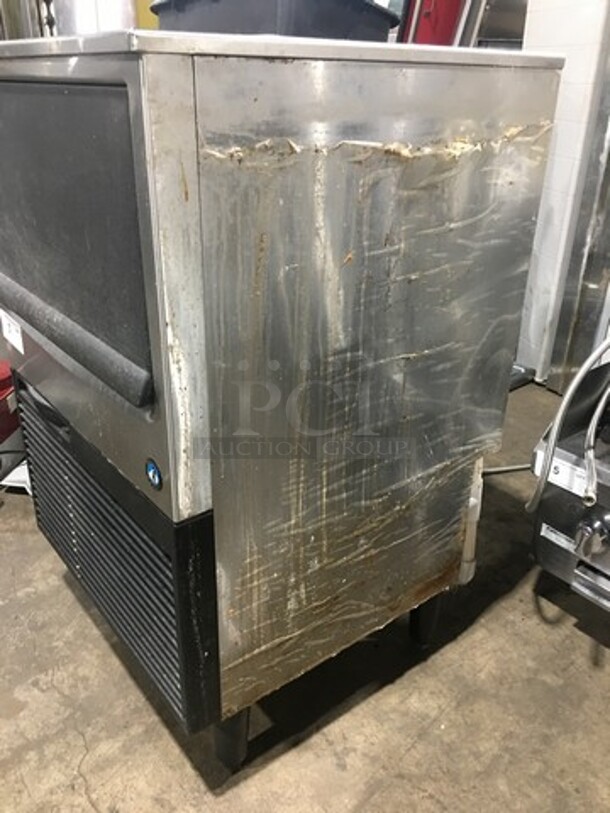 LATE MODEL! 2018 Hoshizaki Commercial Undercounter Ice Maker Machine! On Legs! WORKING WHEN REMOVED! Model: KM115BAJ SN: H00138E 115V 60HZ 1 Phase - Image 2 of 10