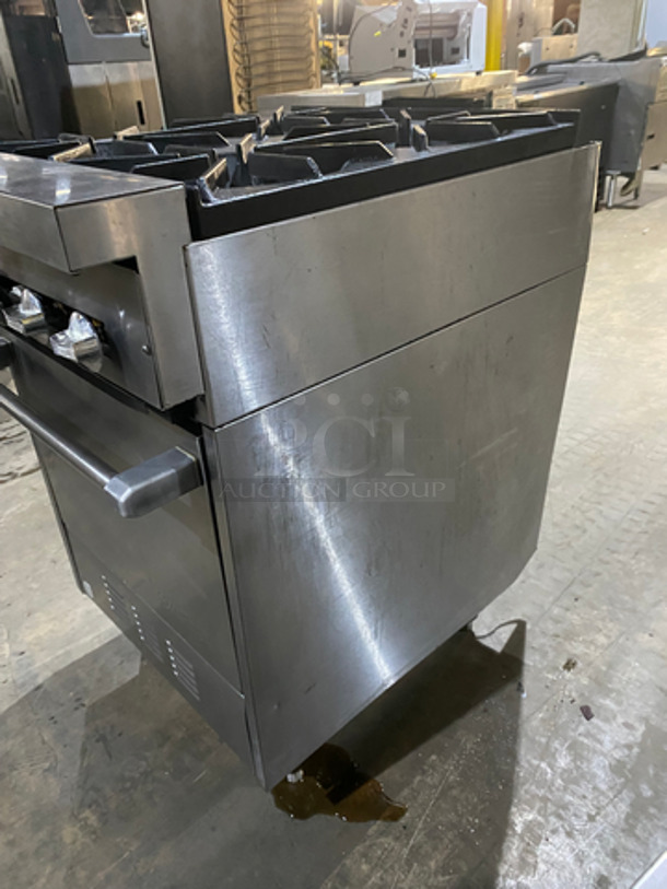 Sunfire Commercial Natural Gas Powered 4 Burner Range! With Oven Underneath! All Stainless Steel! On Legs! - Image 2 of 11